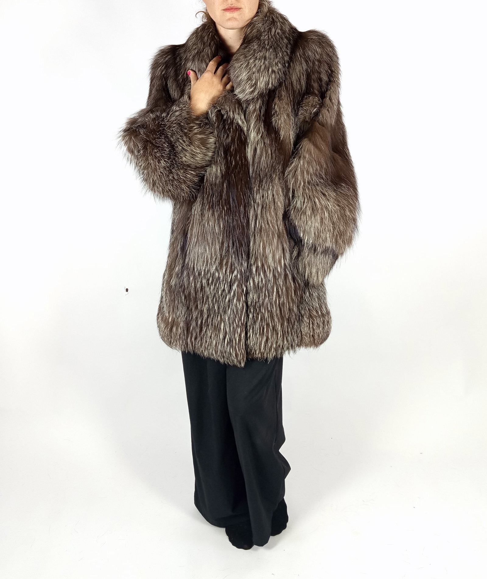 FLUFFY SILVER FOX FUR JACKET EU: L ; US: 16 - 9