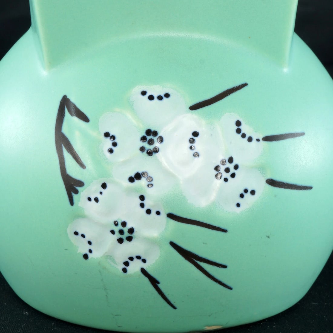 McCoy Green Springwood Vase c 1961 - 7