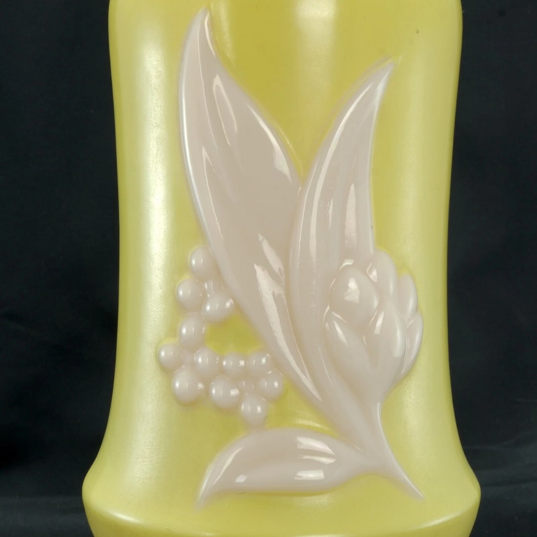 Aladdin Alacite Glass Lamp with Alacite Finial - 7