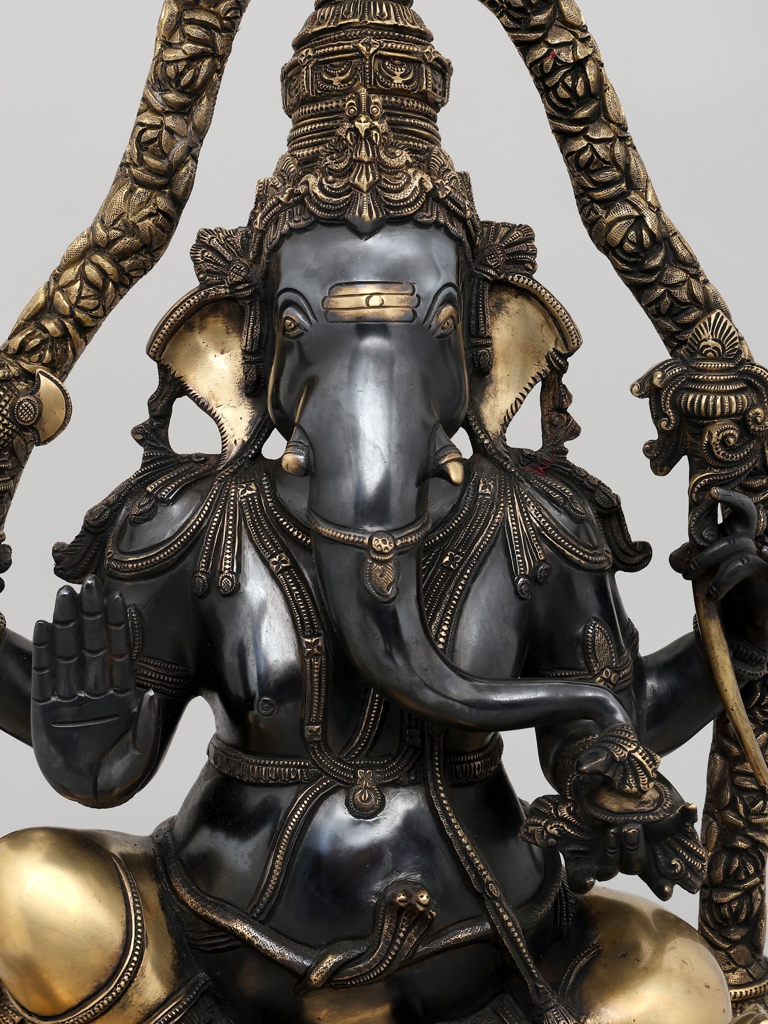 24" Black and Gold Blessing Lord Ganesha with Kirtimukha Prabhavali | Brass Statue - 2