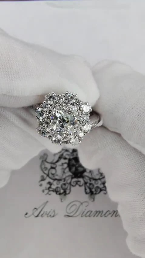 GIA Certified 1.70ct Cushion Cut natural diamond ring E/VS 14kt Cluster *v - 2