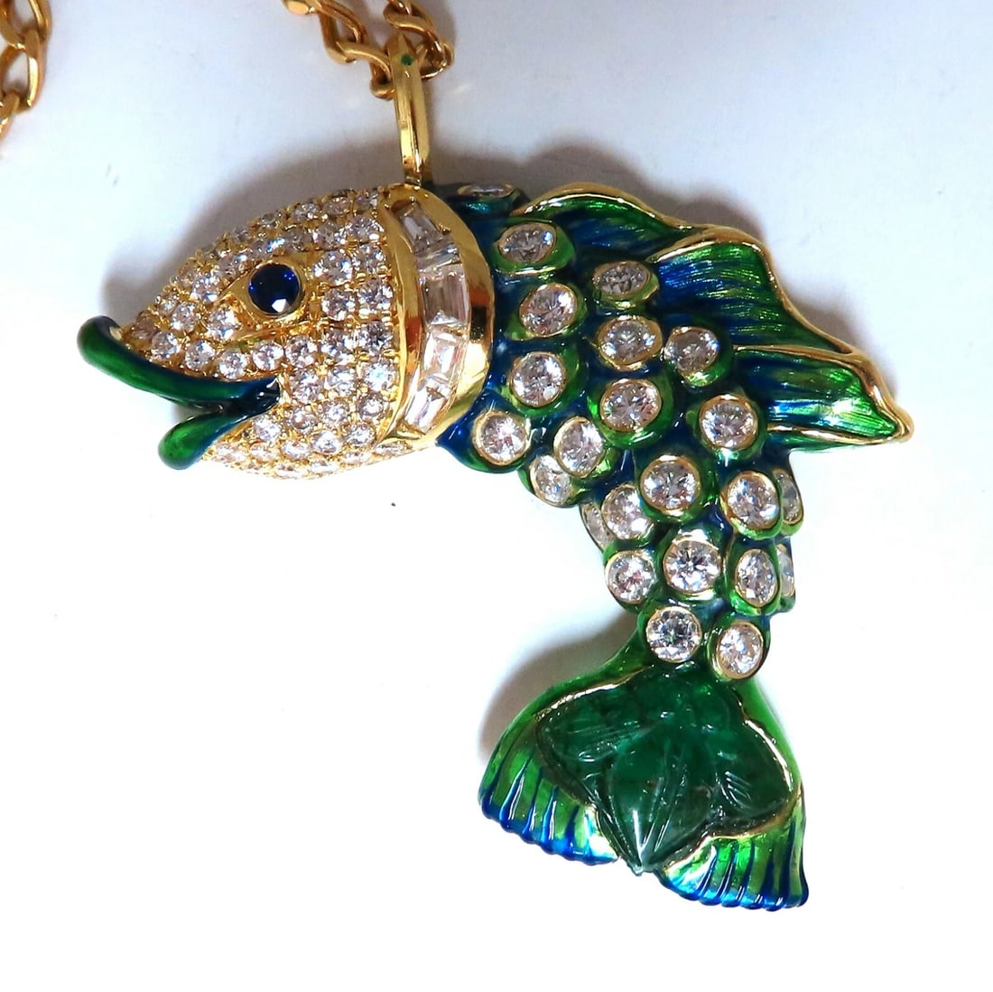 10.12ct Natural Sapphire Emerald & Diamonds Enamel Fish Pendant 18kt ** - 2