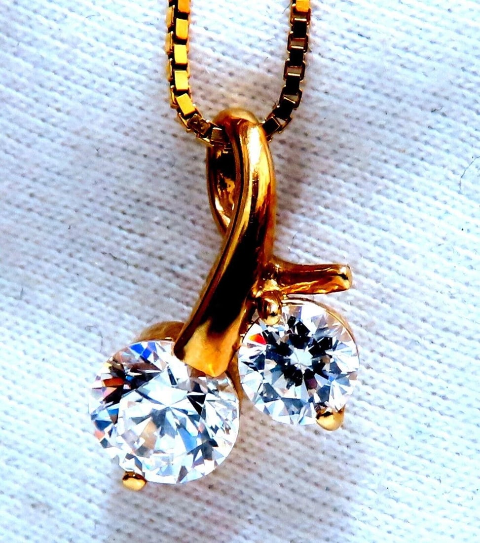 2.15ct round cz twin necklace 14kt 11894**: 2.15ct round cz twin necklace 14kt 11894** $600.00 PRODUCT DESCRIPTION Diamond simulant necklace. 2.15 carat cubic zircon. shape, brilliant luster and sparkle. 1.40 and .75ct 14 karat yellow gold