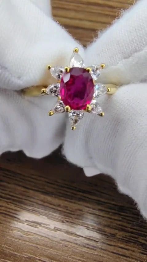 1.20ct Natural Ruby Diamonds Halo Pear Ring 18kt *v - 2