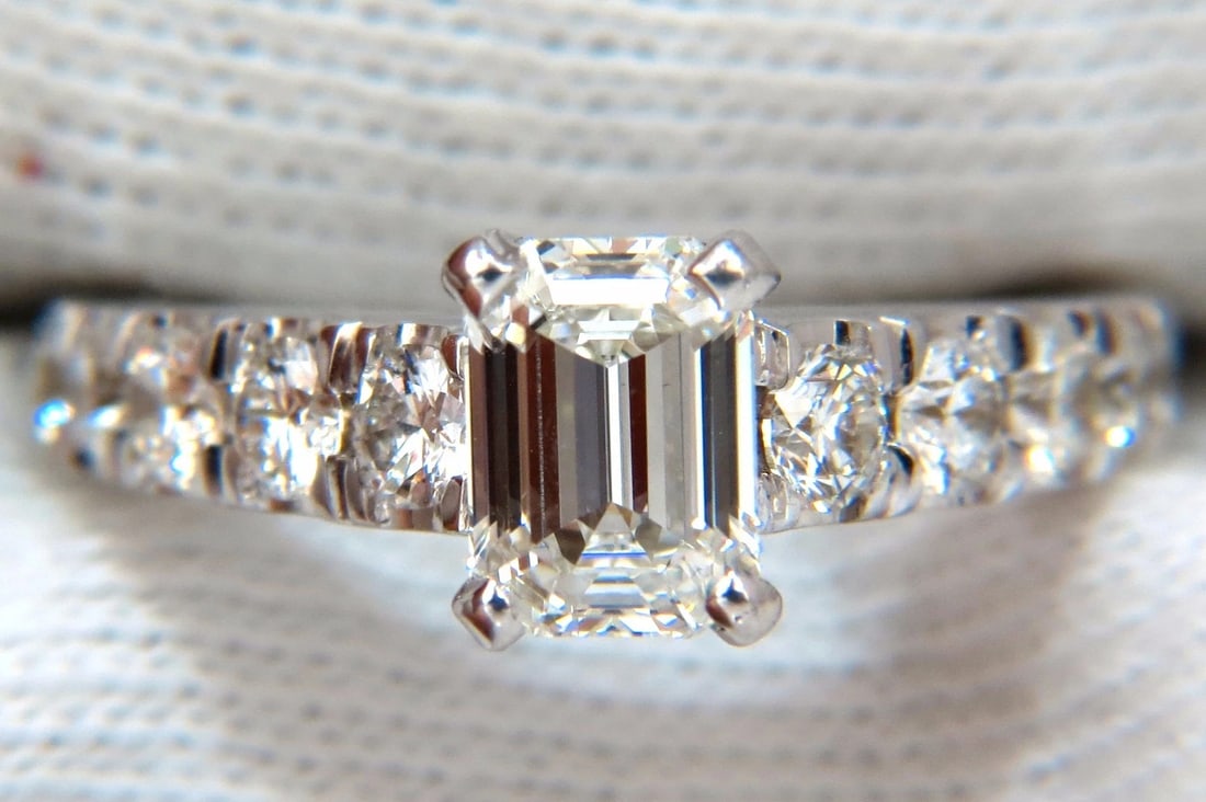 GIA Certified 1.08ct Emerald Cut natural diamond ring 1.20ct. 18kt H/Vs1 *v - 10