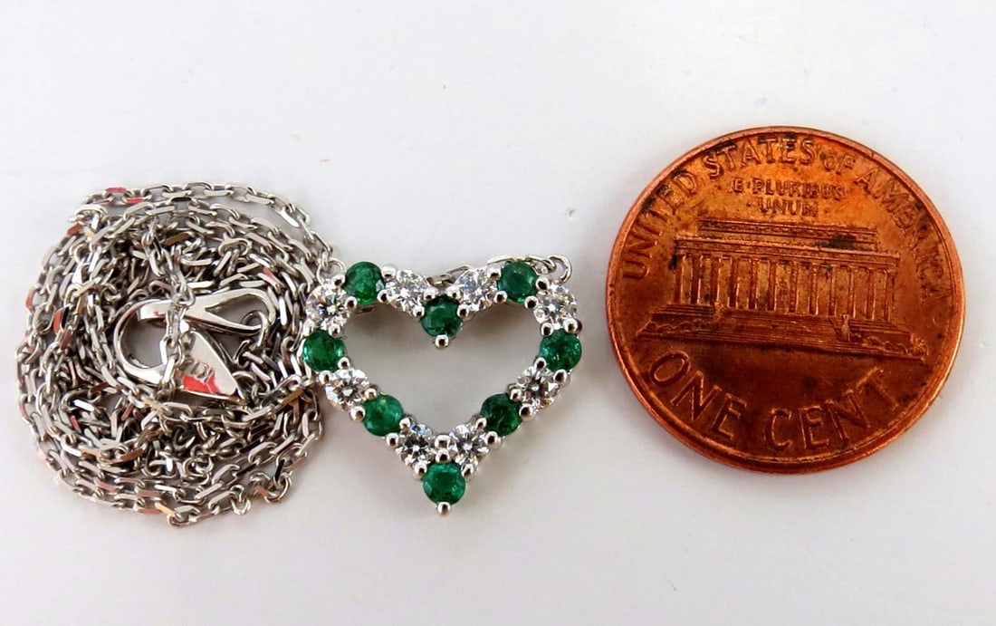 Natural Emeralds & Diamonds open heart necklace .90ct. 14kt G/Vs ** - 2