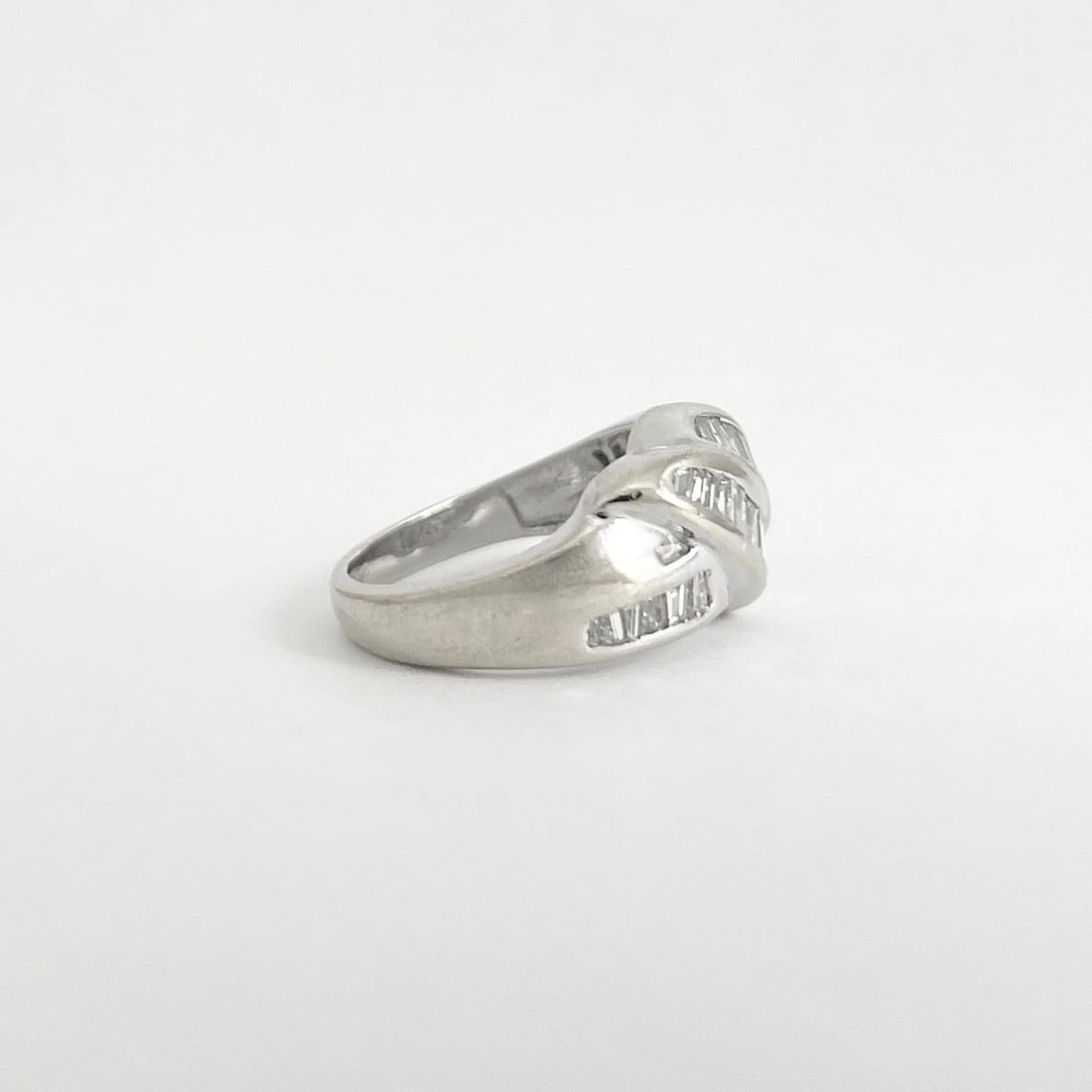 Estate Channel-Set Baguette Diamond Crisscross Ring 18K White Gold, 5.64 Grams - 5
