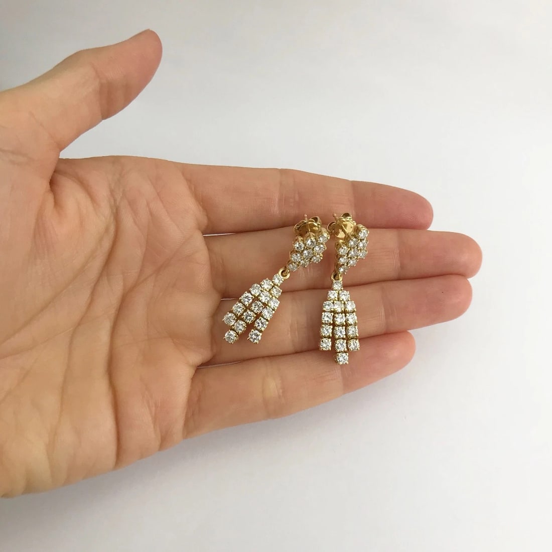 Diamond Chandelier Dangle Drop Earrings 18K Yellow Gold, 3.02 CTW, 10.06 Grams - 4