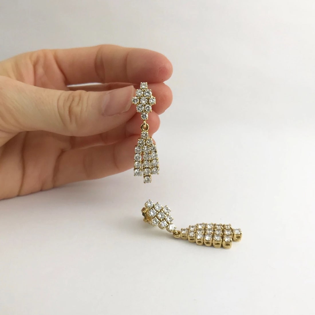 Diamond Chandelier Dangle Drop Earrings 18K Yellow Gold, 3.02 CTW, 10.06 Grams - 5