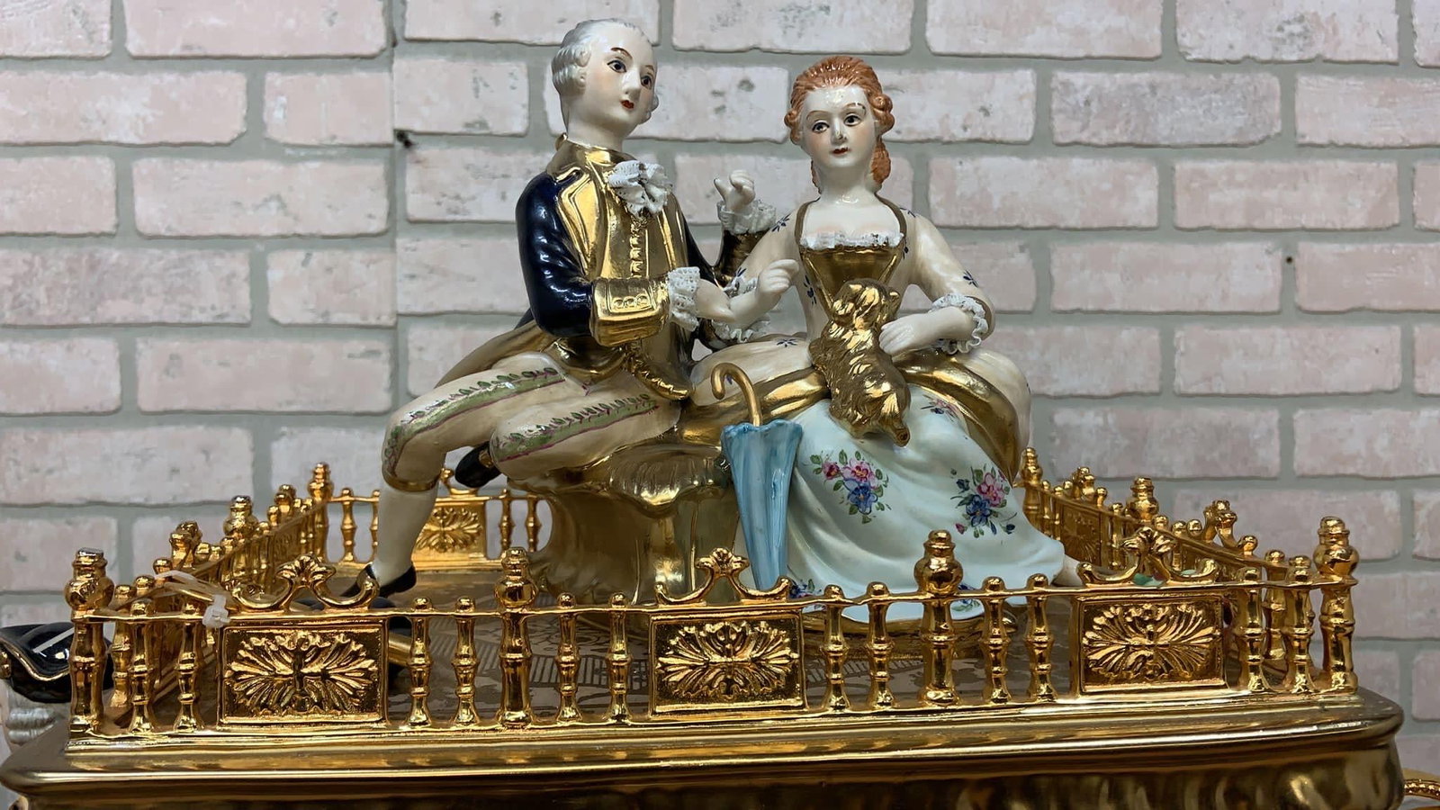 Antique Franz Hermle Monumental Capodimonte Style Vienna Porcelain Sculpted Mantel Clock/Centerpiece - 7