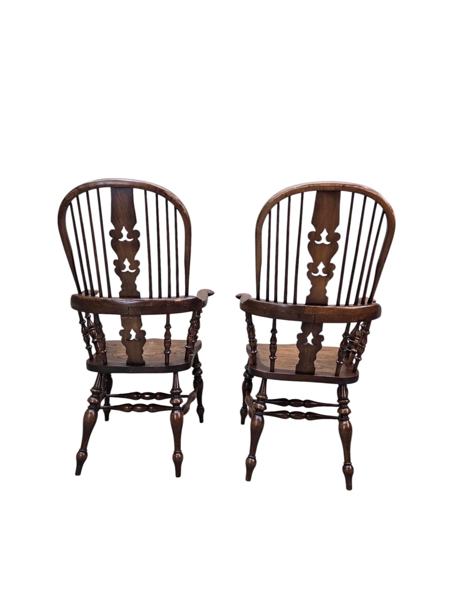 Antique Victorian Quality Yew Wood Broad Arm Windsor Chair - 3