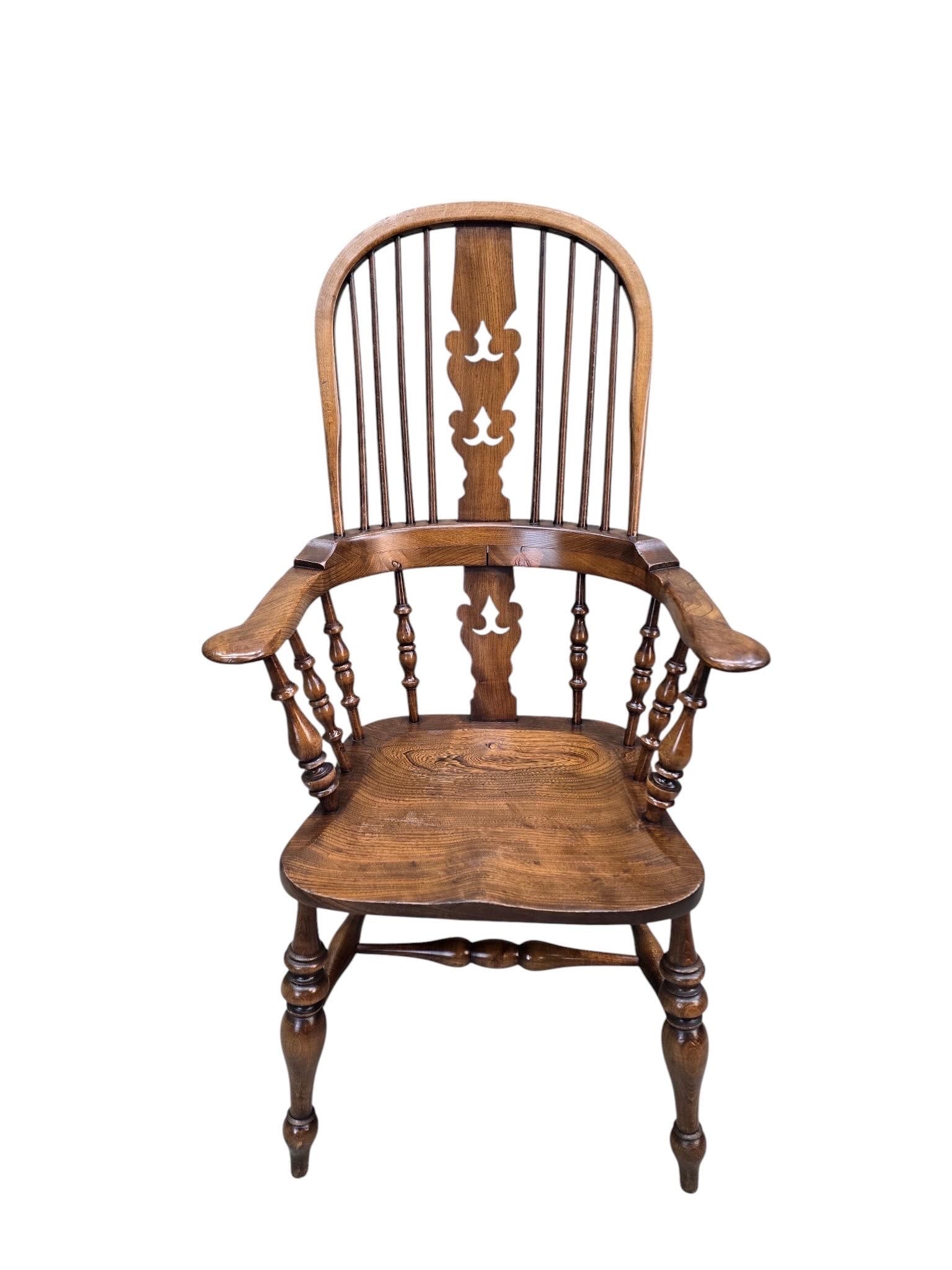 Antique Victorian Quality Yew Wood Broad Arm Windsor Chair - 4