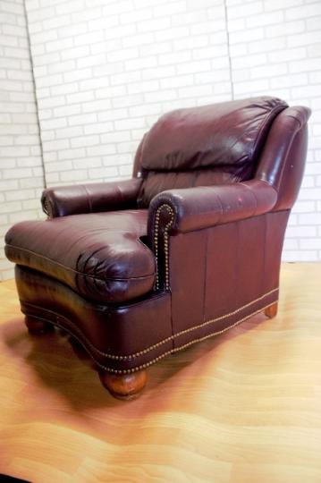 Hancock & Moore Austin Loveseat and Armchair in "Oxblood" Leather - 2 Piece Set - 7