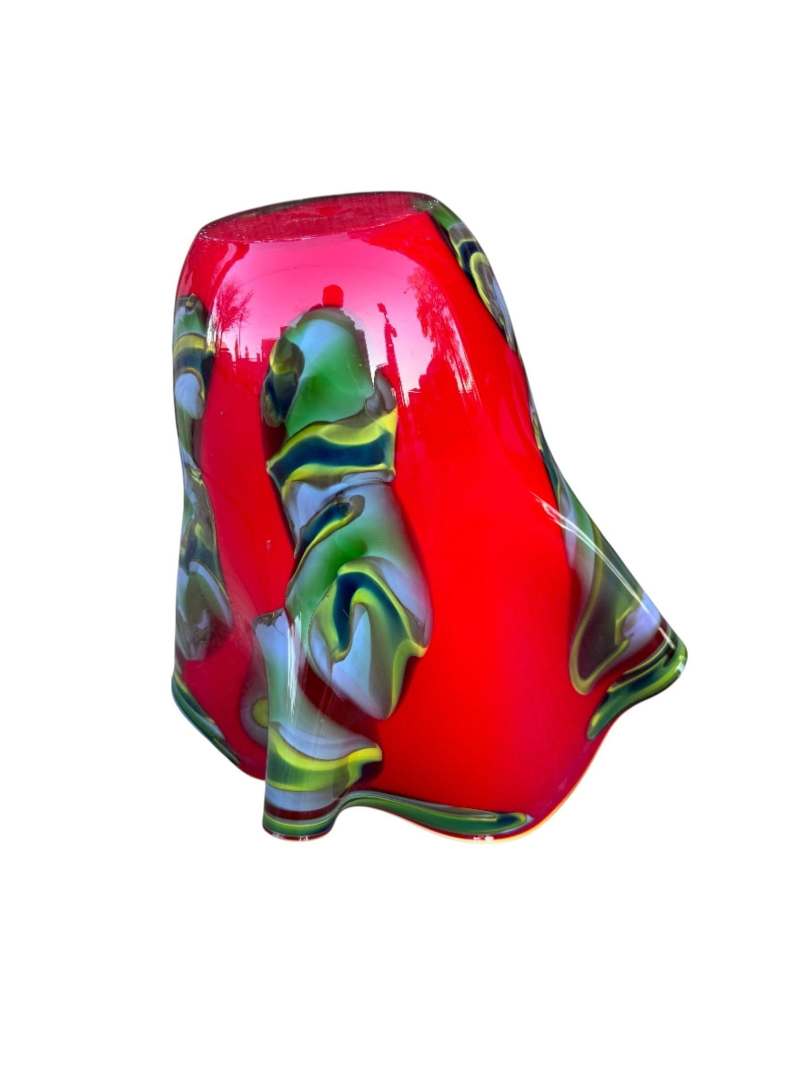 Vintage Italian Red and Green Glass Vase - 2