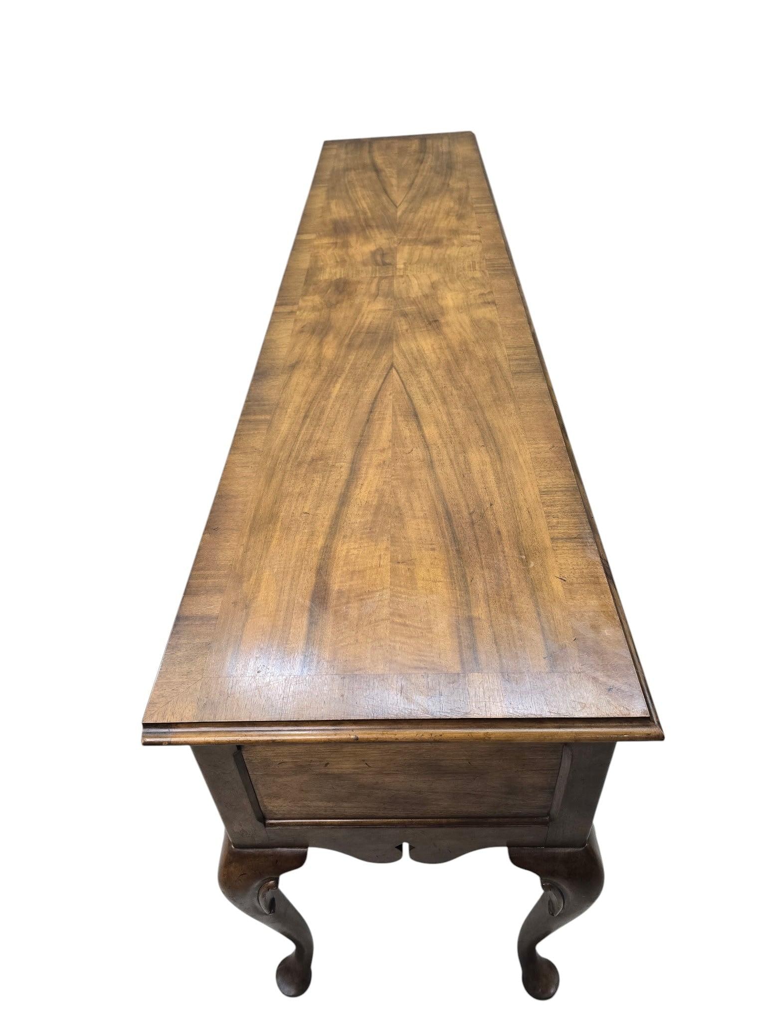 Vintage Queen Anne Style Console Table by Baker Furniture - 7