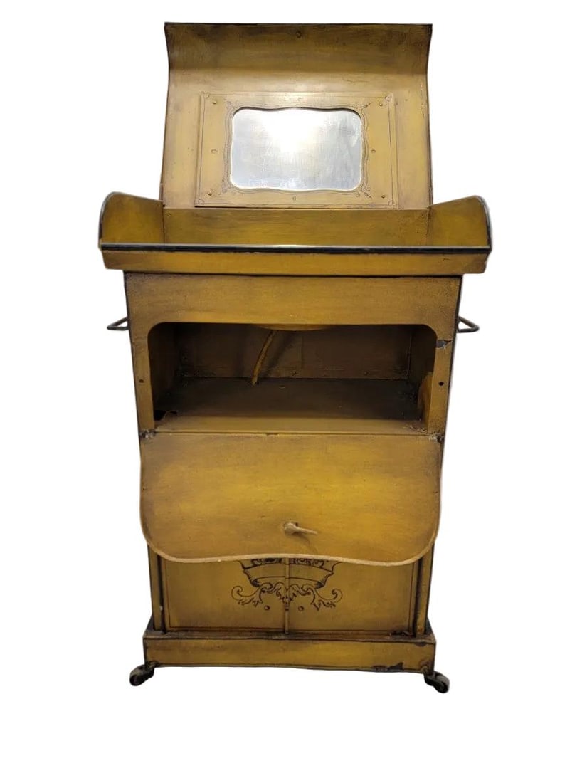 Antique Italian Yellow Metal Wash Stand - 3
