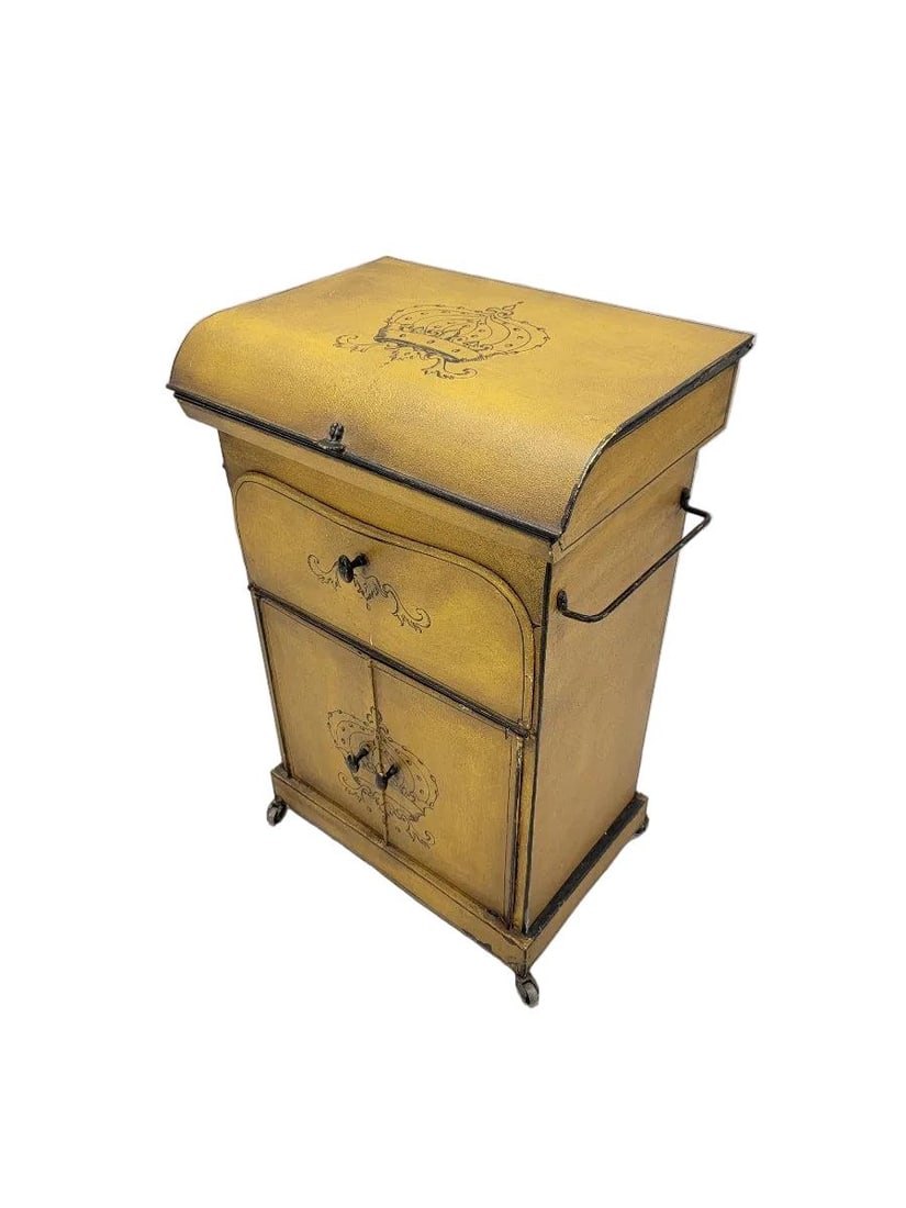 Antique Italian Yellow Metal Wash Stand - 5