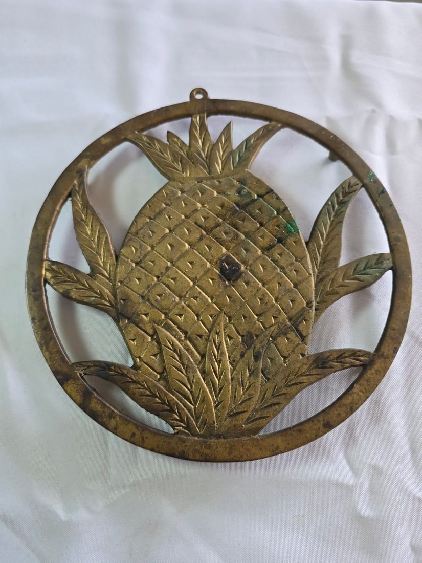 Collection of Decorative Household Items, Mixed Materials (8 Pieces) - 7