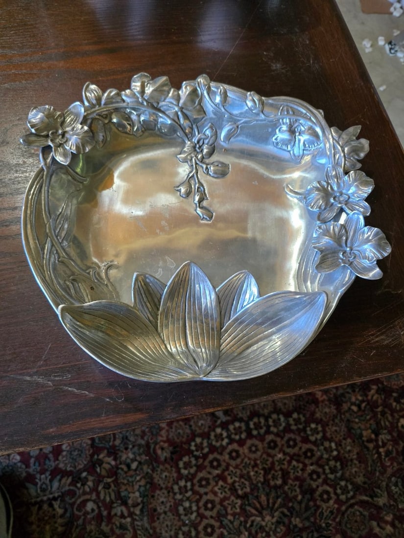 Three Decorative Tabletop Collectibles: Arthur Court Floral Platter, Calla Lily Dish, and Twisted... - 2