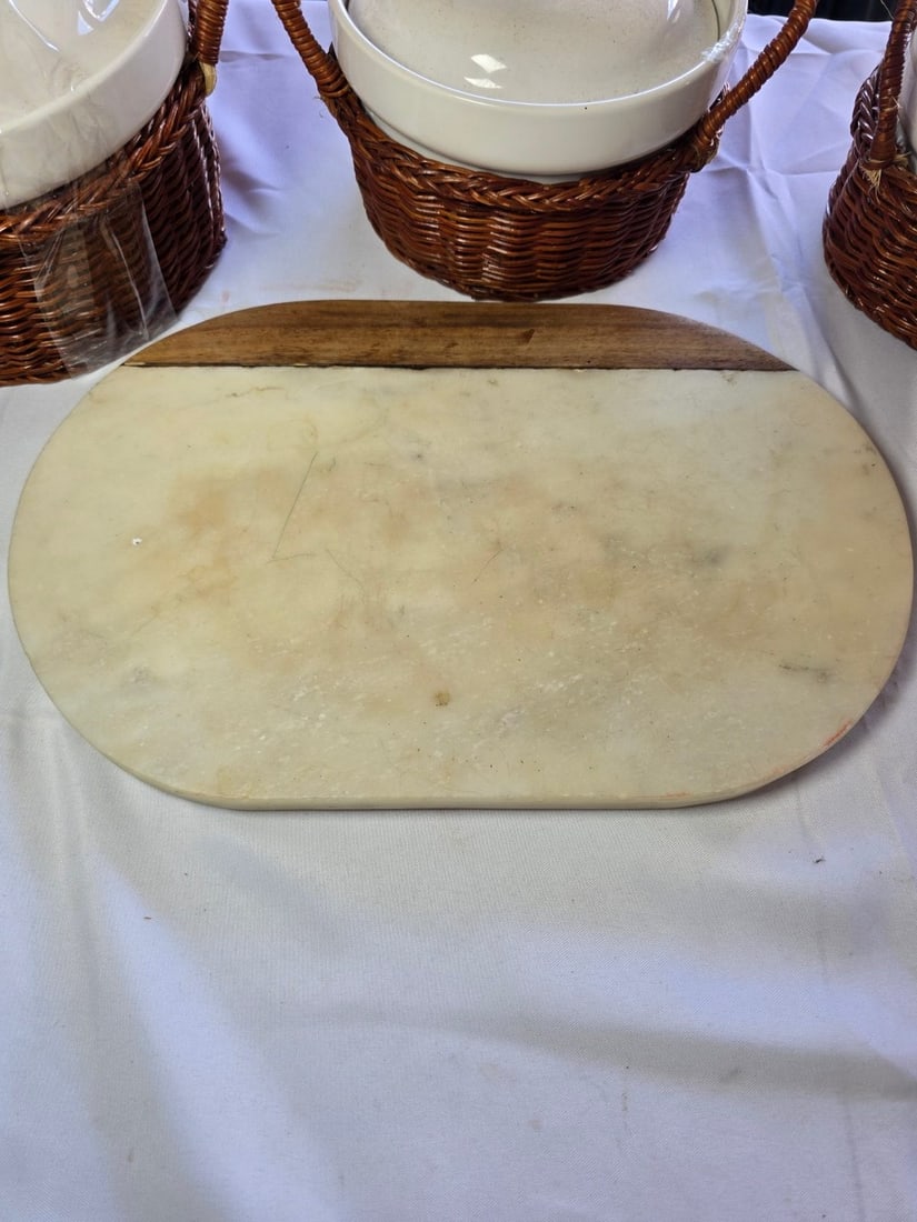 Set of Three Ceramic Bakers in Woven Baskets with a Marble and Wood Serving Board - 2