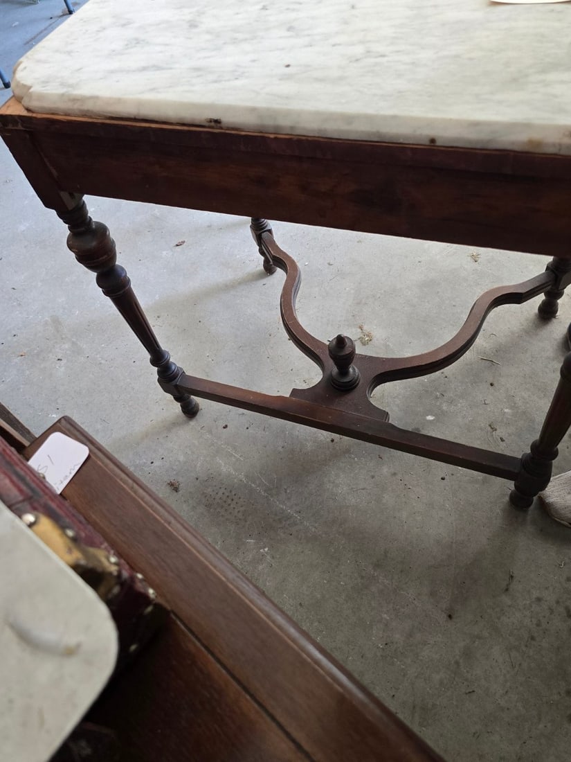 Victorian Marble-Top Parlor Table - 2