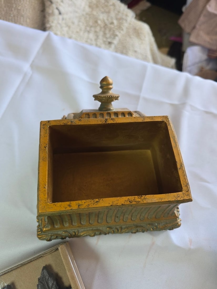 Collection of Vintage Decorative Items and Linens - 2
