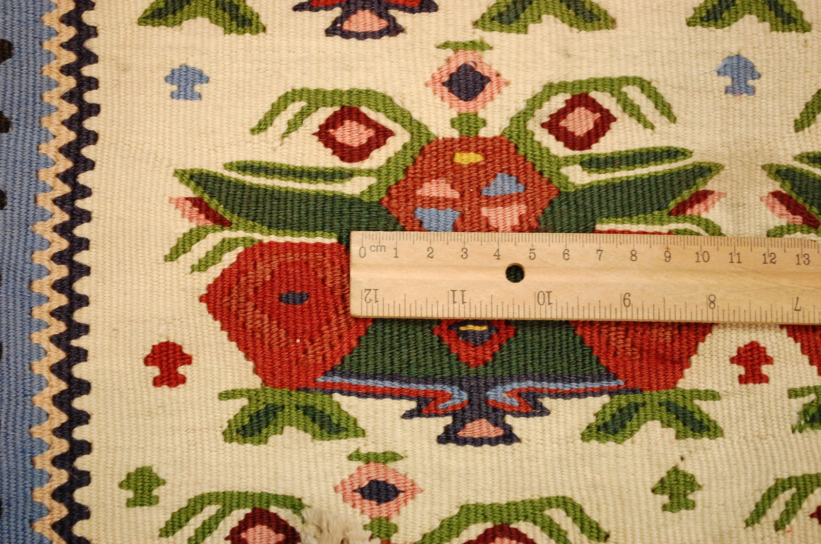 Persain SENNAH KILIM 3'4" x 5'5" - 9