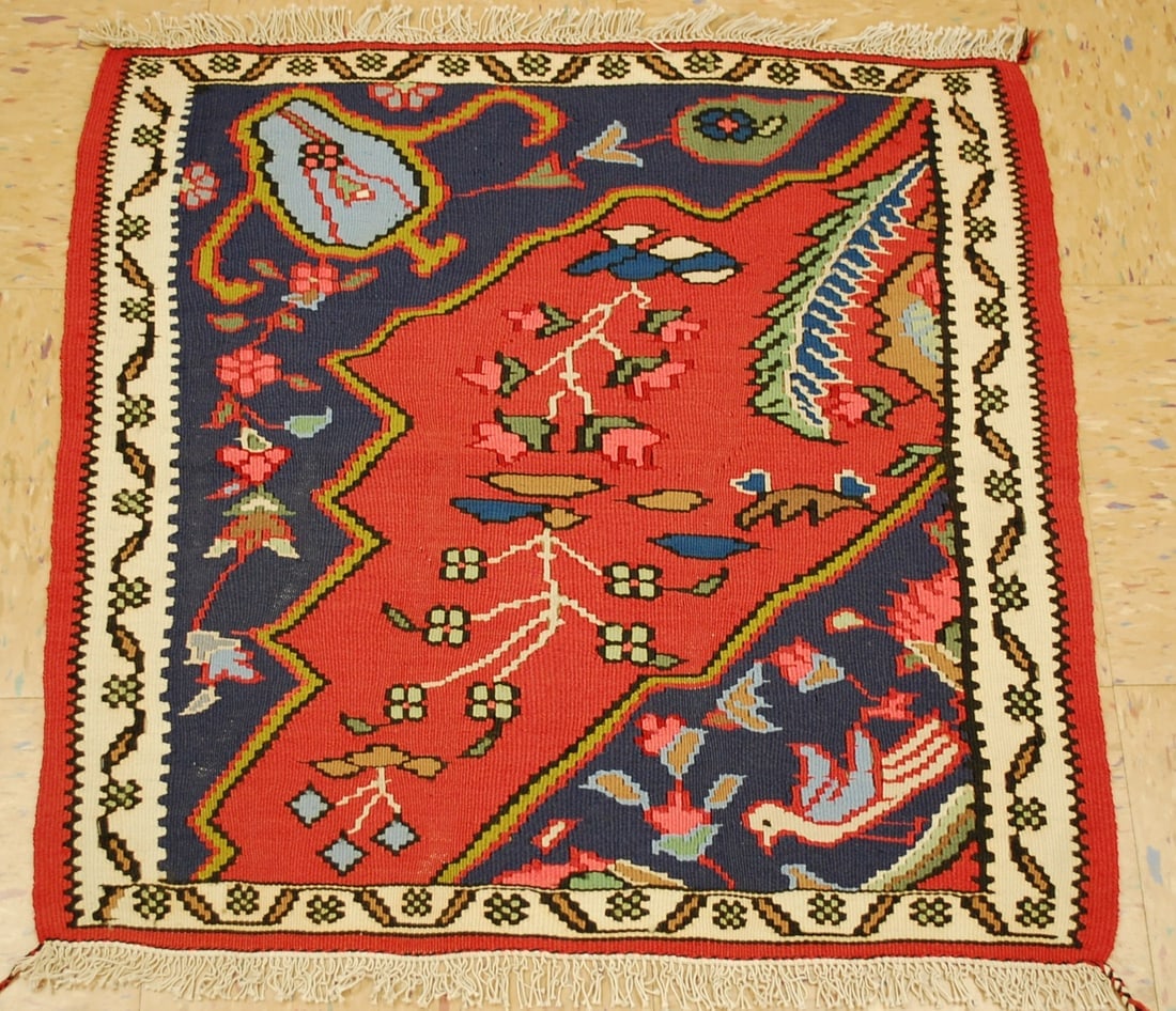 Persian sennah Kilim 2'2" X 2'3": Title: Persian sennah Kilim 2'2" X 2'3" Description:Old,antique highly detailed fine p-sennah kilim oriental rug....Very fine woven...High kpsi......With exact size of 2'2" X 2'3"allover detailed desi