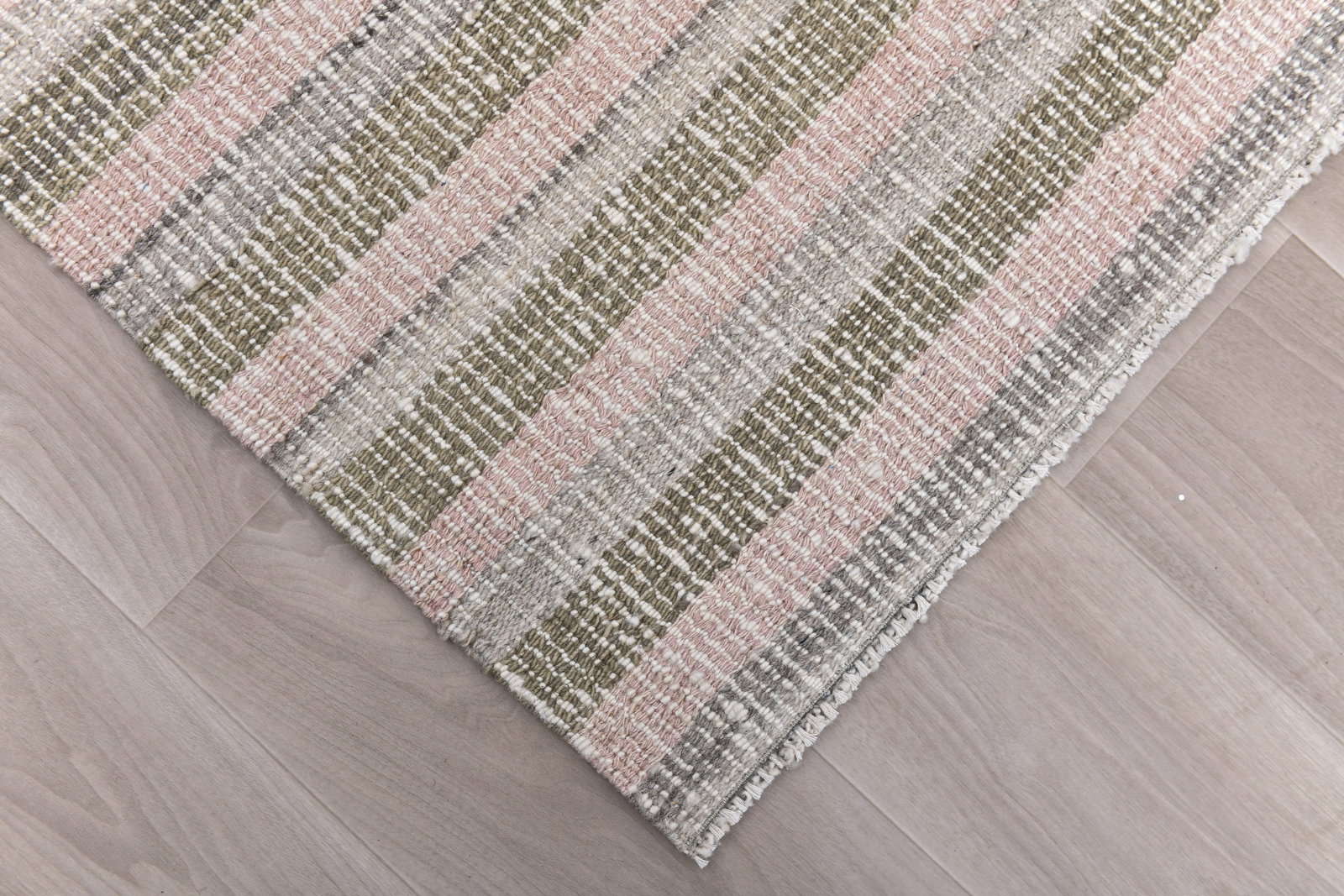 4'8'' x 6'10'' Turkish Handmade Kilim Rug - 241032 - 7