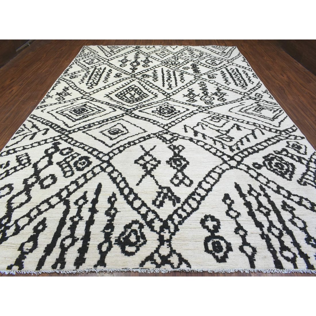 Ivory, Hand Knotted Boujaad Moroccan Berber Soft Organic Wool Rug - 2