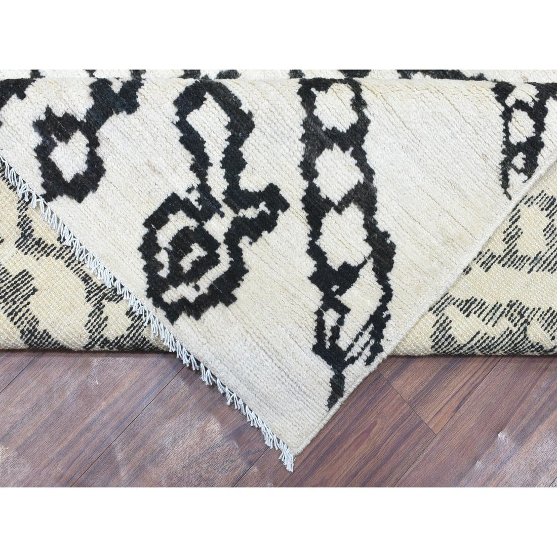 Ivory, Hand Knotted Boujaad Moroccan Berber Soft Organic Wool Rug - 6