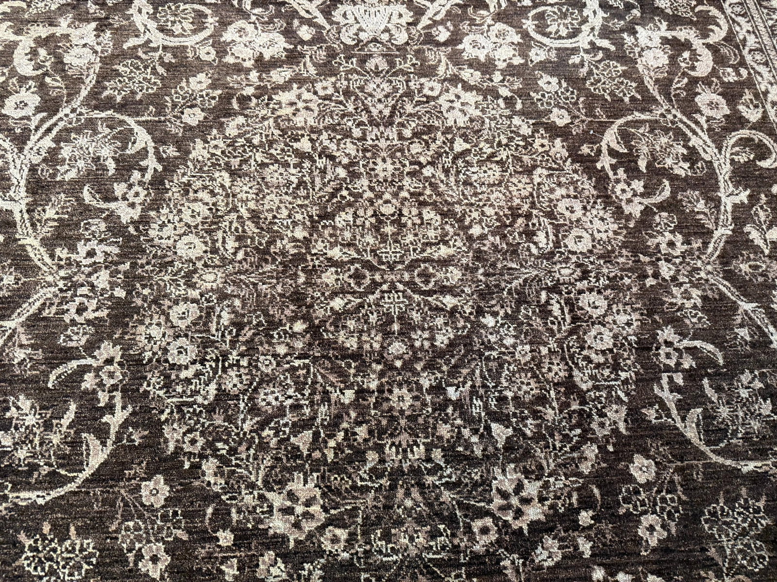 Exquisite Chobi Rug 8x10.1 - 6