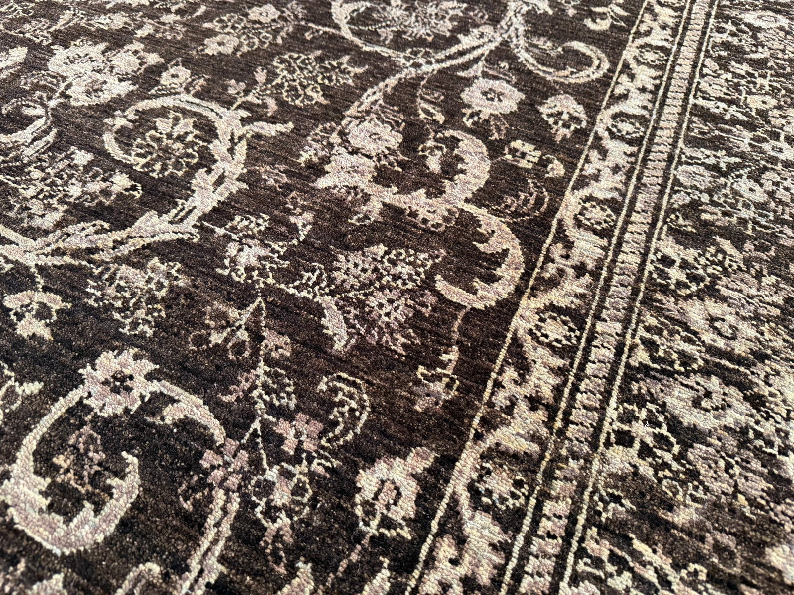Exquisite Chobi Rug 8x10.1 - 8