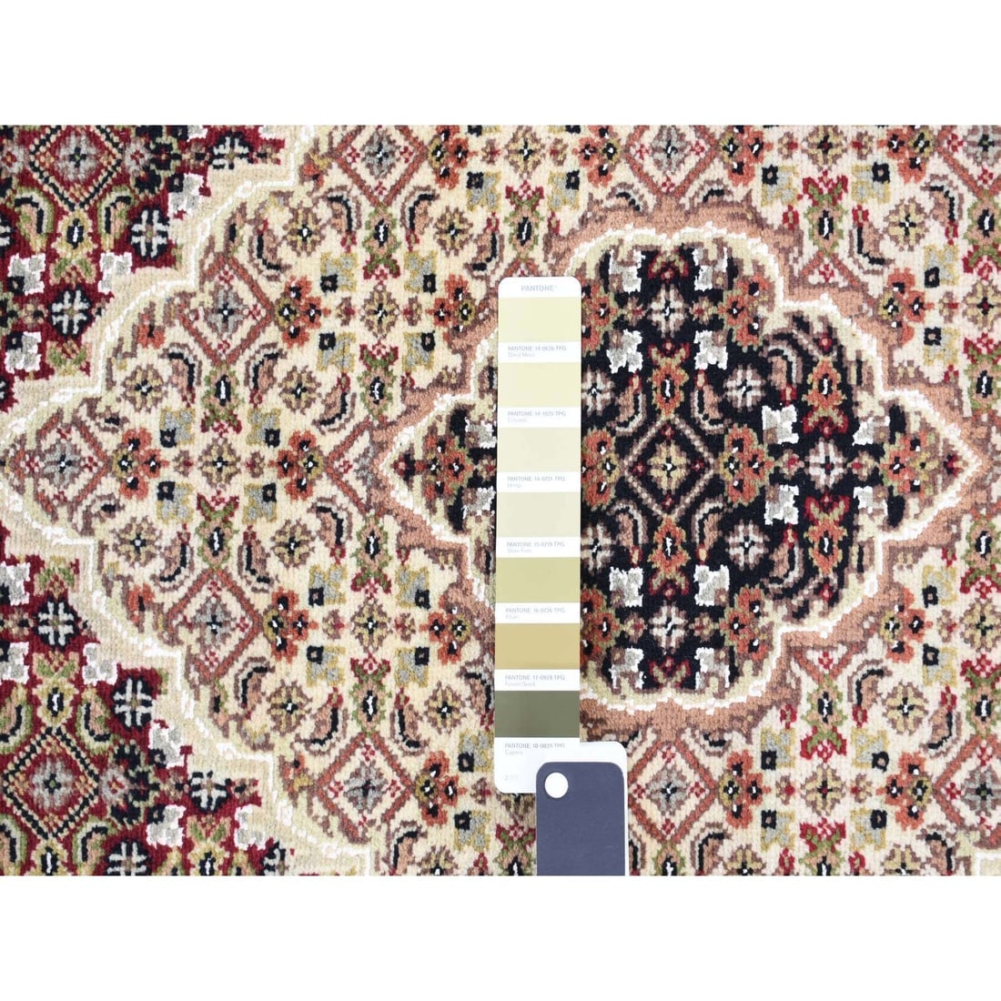 Red, Tabriz Mahi, Pure Wool, Hand Knotted Gallery Size Runner Rug - 7