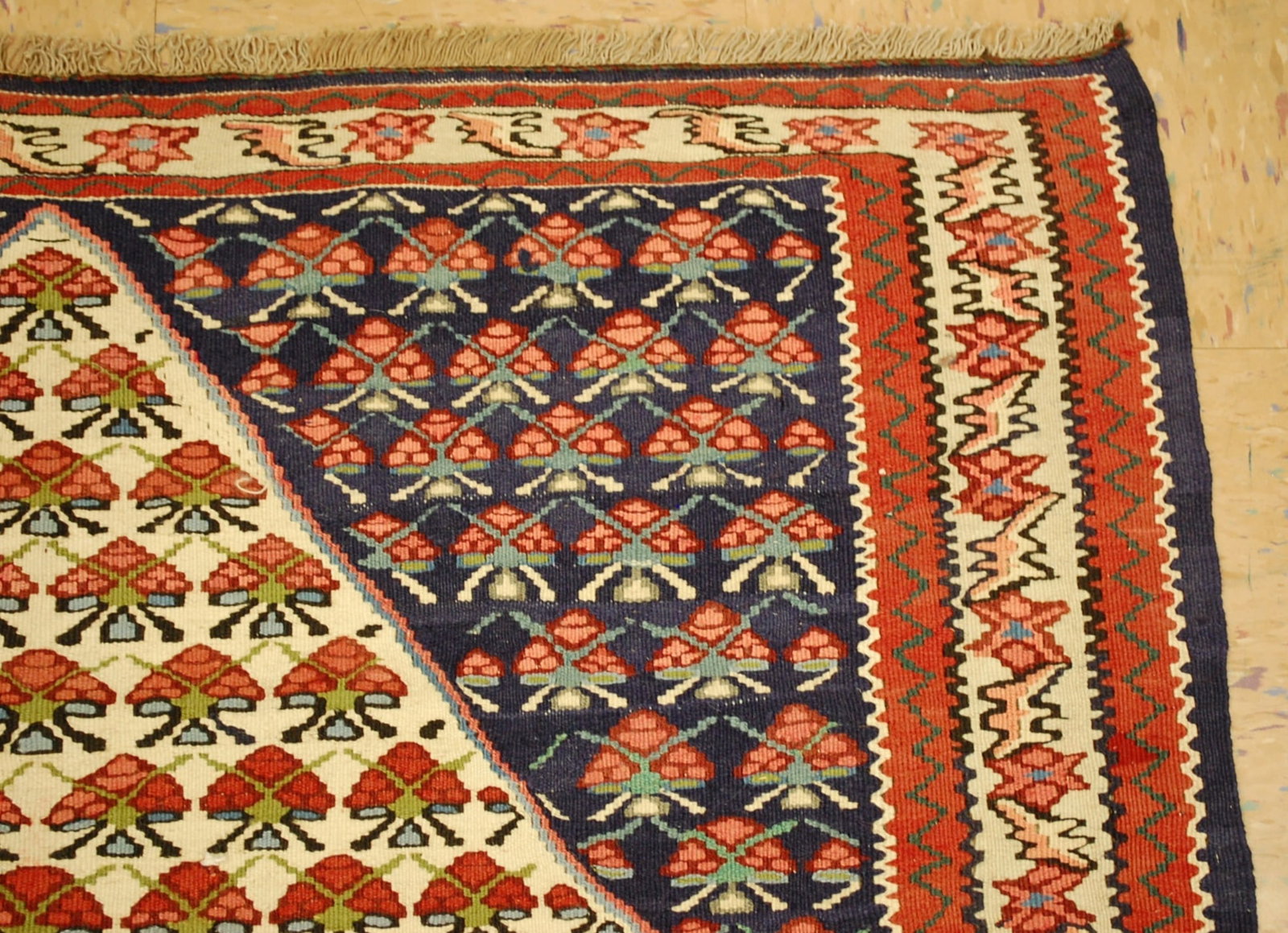 Persian SENNAH KILIM RUG 3' 8" x 5' 5" - 5
