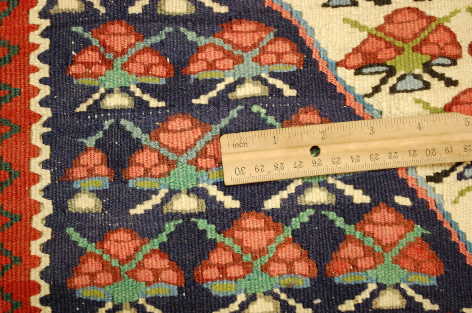 Persian SENNAH KILIM RUG 3' 8" x 5' 5" - 9