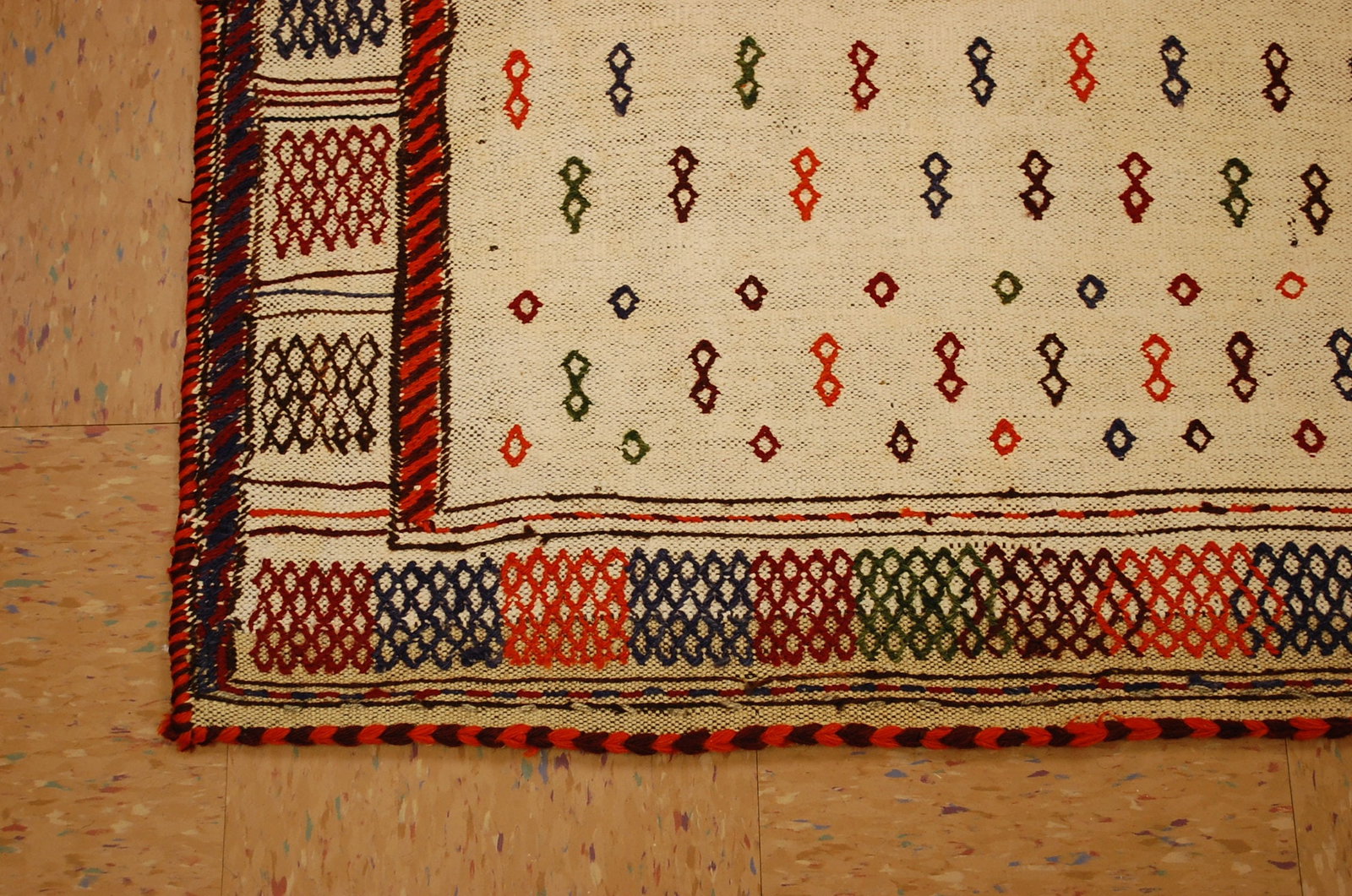 PERSAN SHEIRAZ KILIM 3' 6" x 4'5" - 2