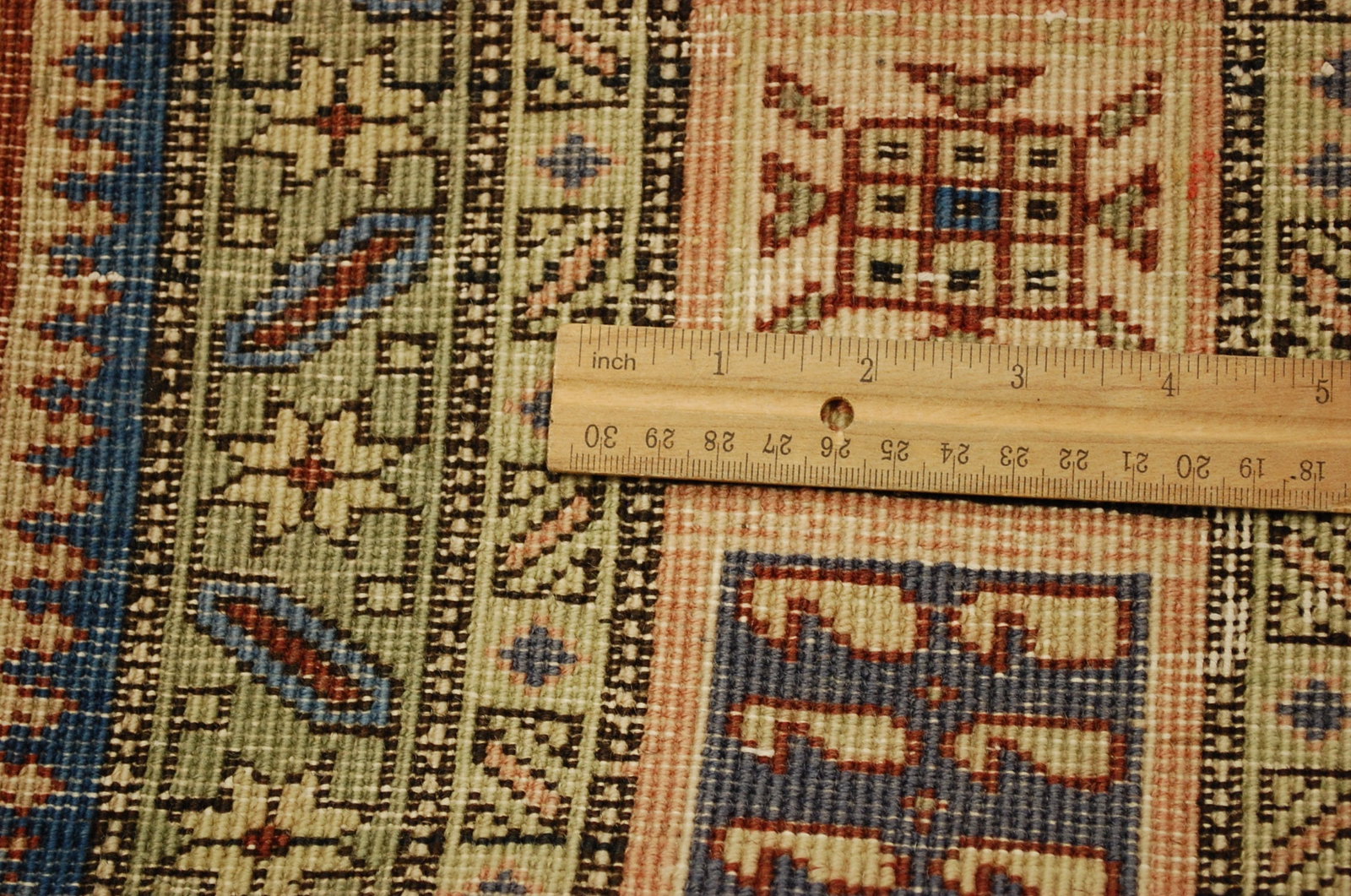 CAUCASIAN RUG 5'4" X 8'6" - 9