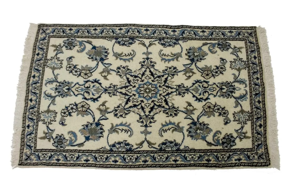 Cream Floral Classic 2'5X4'3 Nain Persian Rug - 6