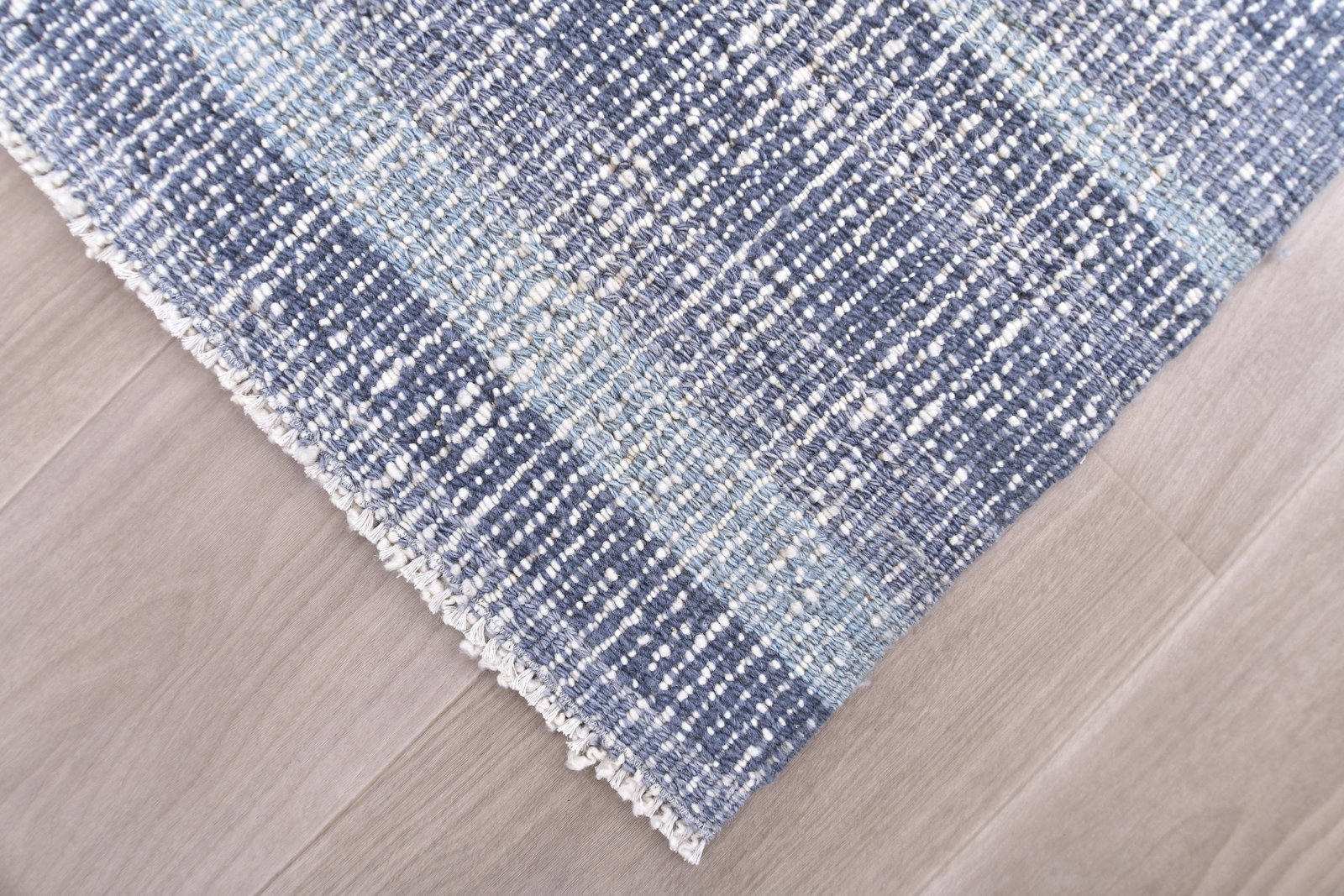 2'3'' x 7'5'' Turkish Handmade Kilim Rug - 241002 - 5