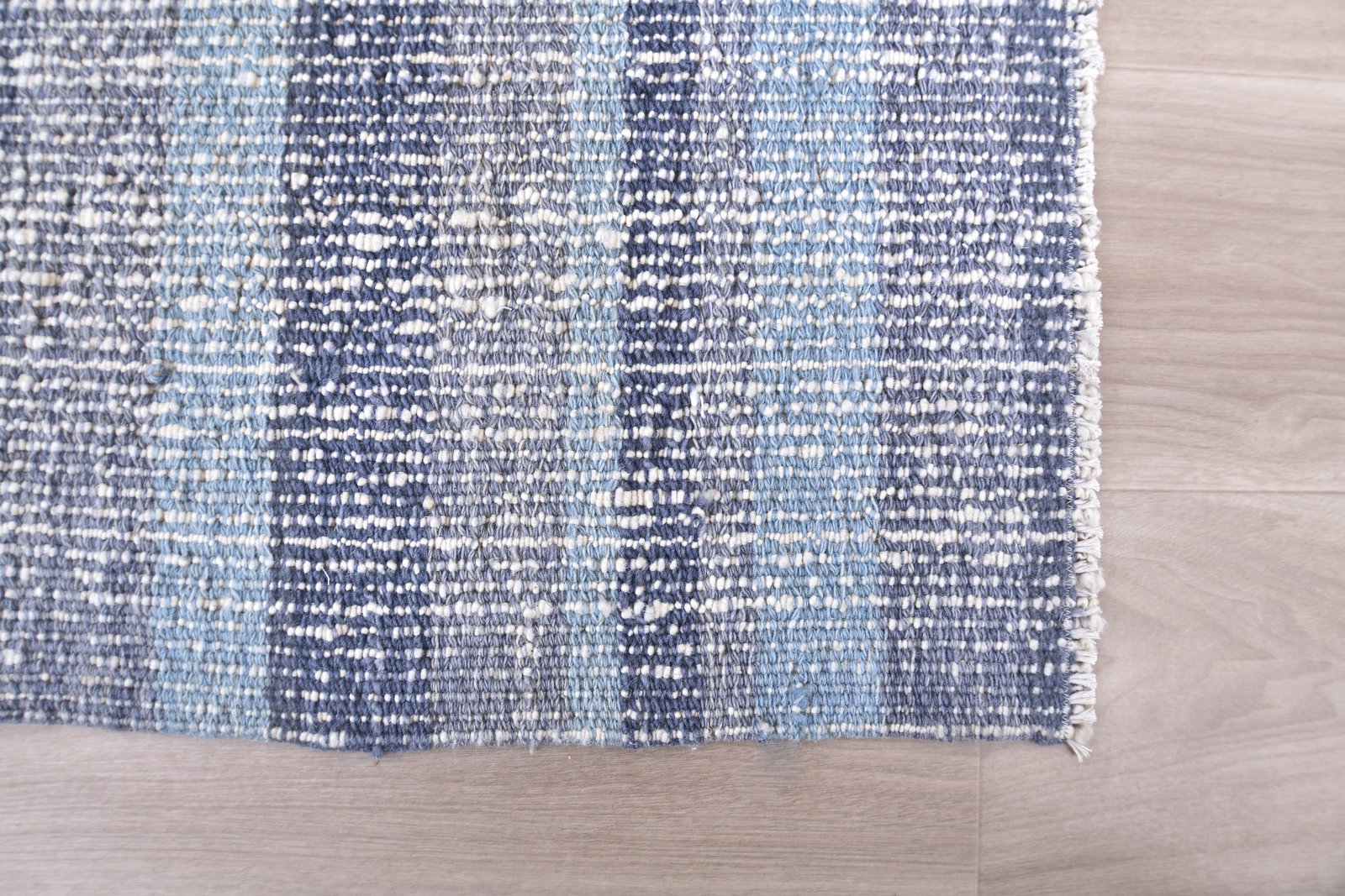2'3'' x 7'5'' Turkish Handmade Kilim Rug - 241002 - 8