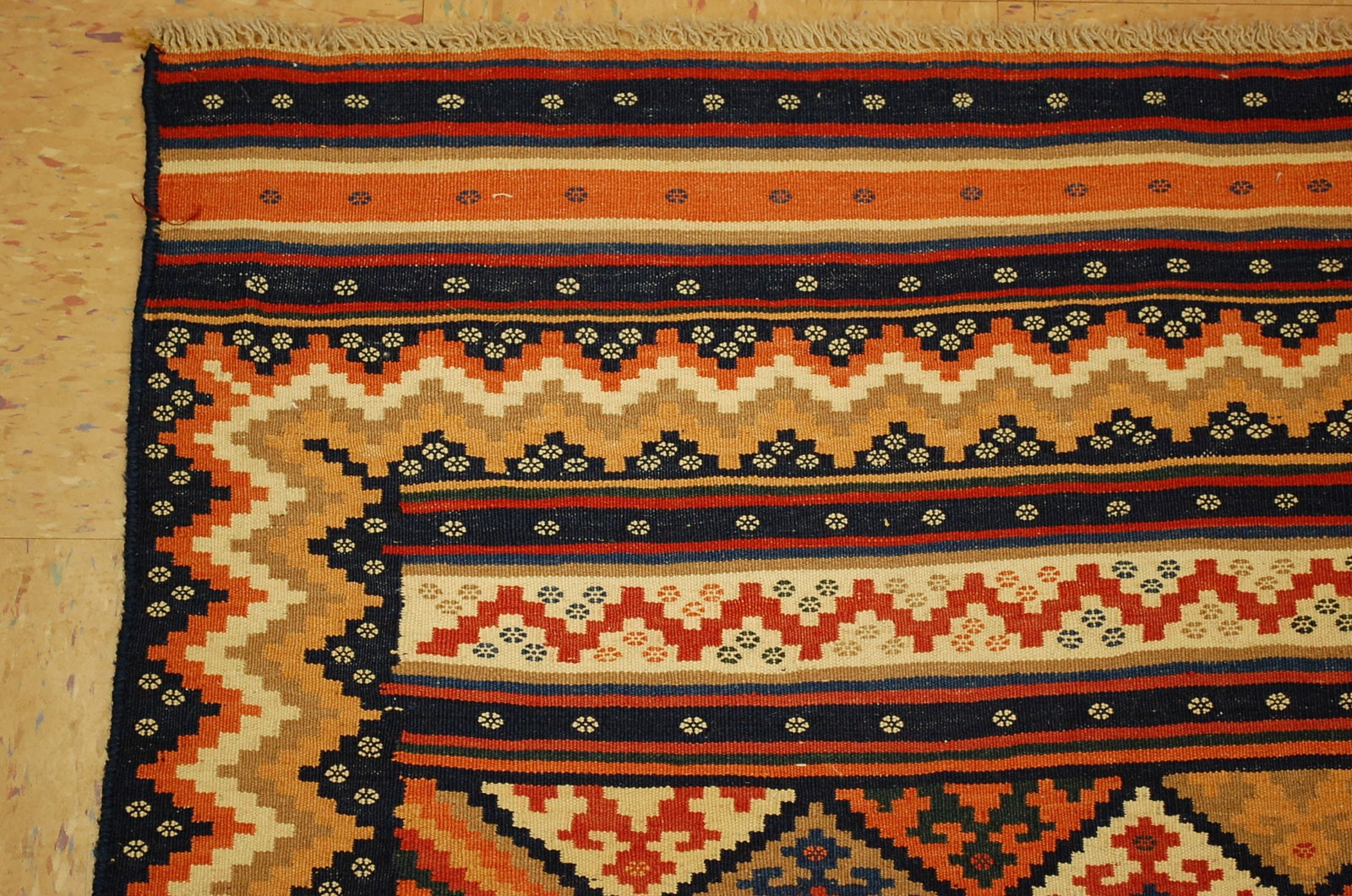 CAUCASIAN KILIM RUG 3'2" x 4'10" - 5