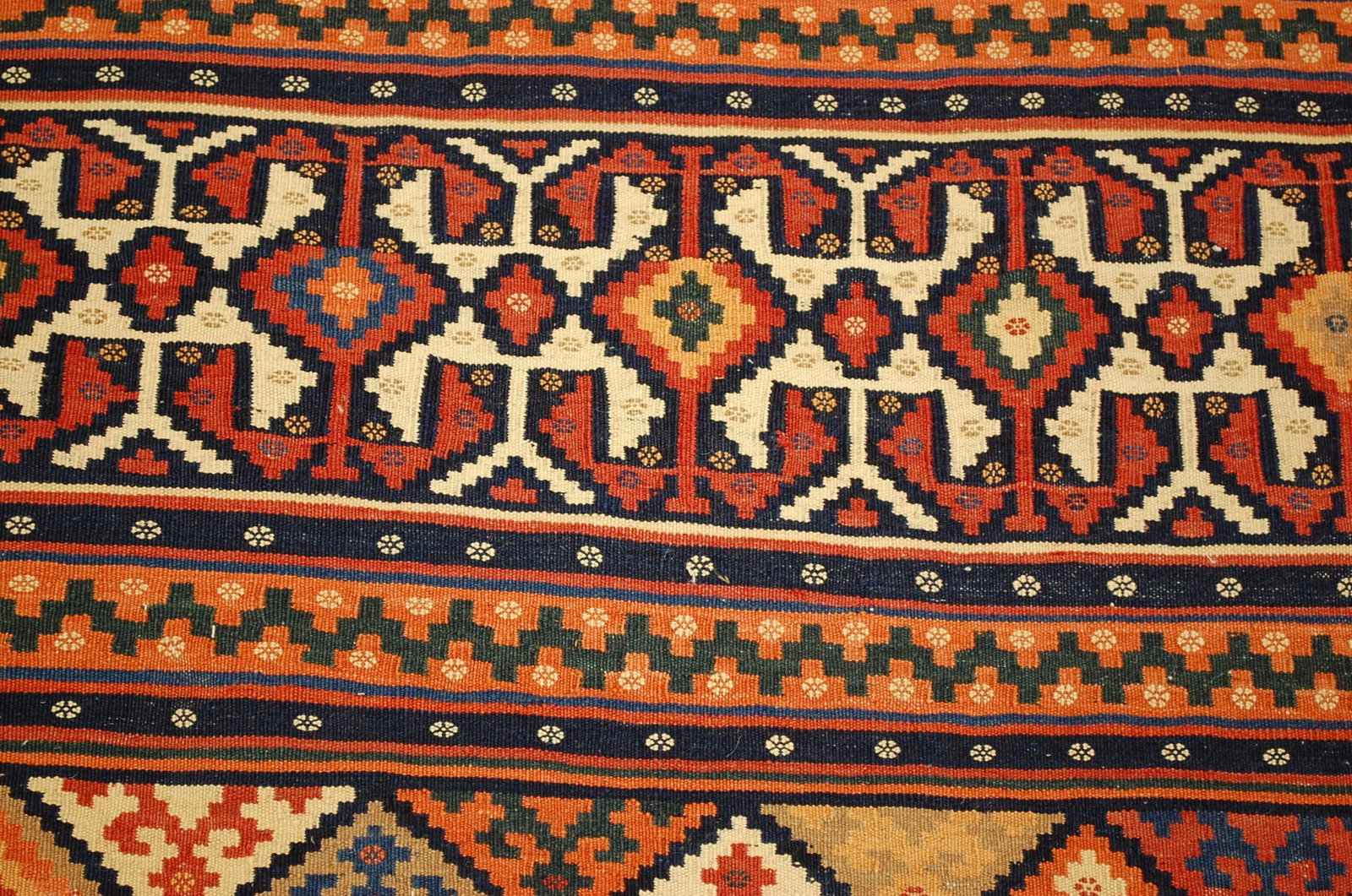 CAUCASIAN KILIM RUG 3'2" x 4'10" - 8