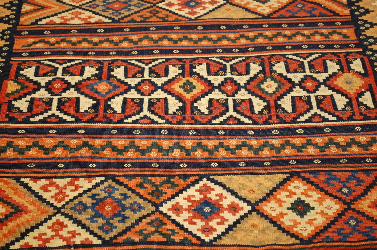 CAUCASIAN KILIM RUG 3'2" x 4'10" - 9