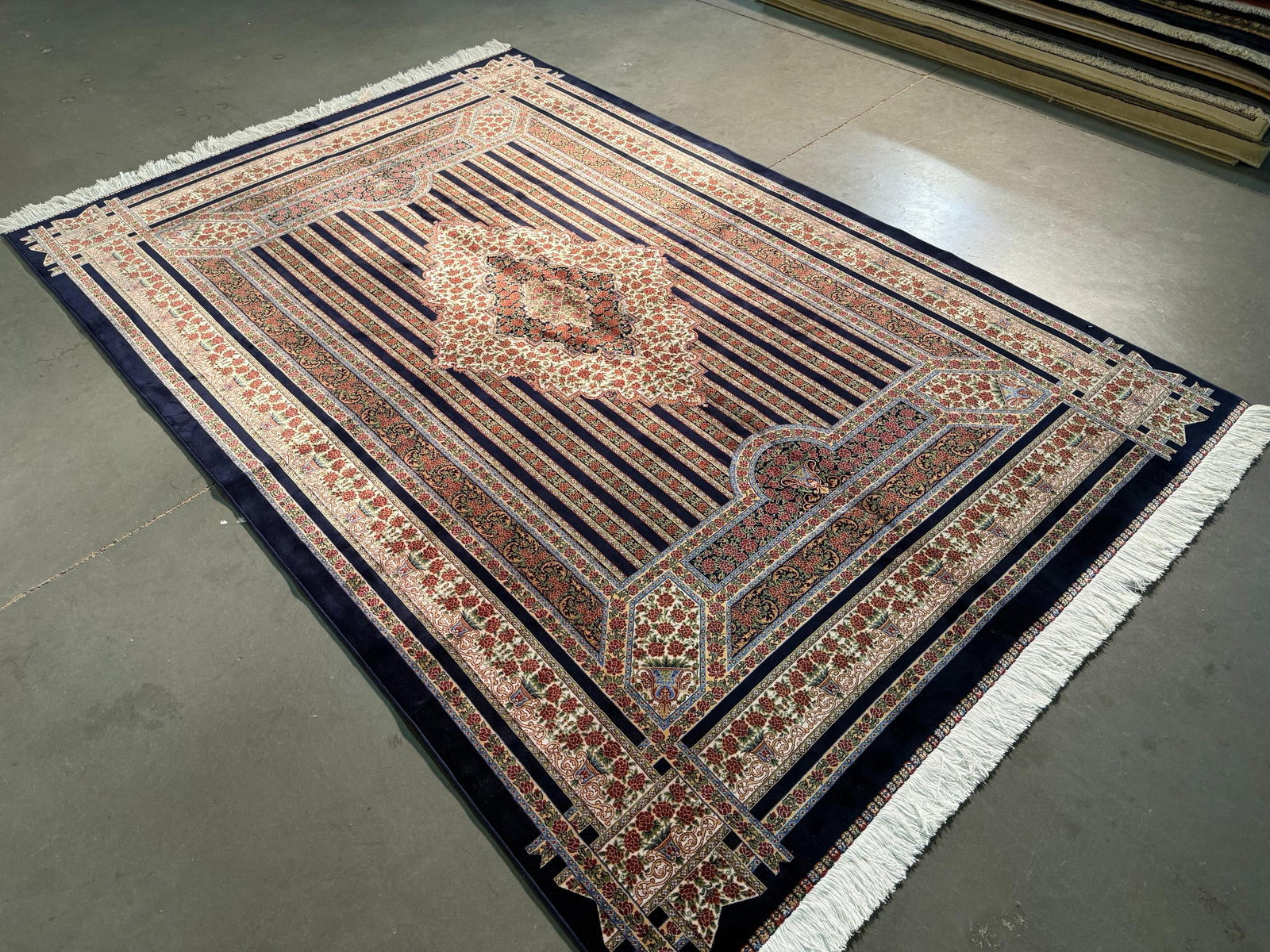 Fine Luxury Silk Rug 4.9x7.6 - 4