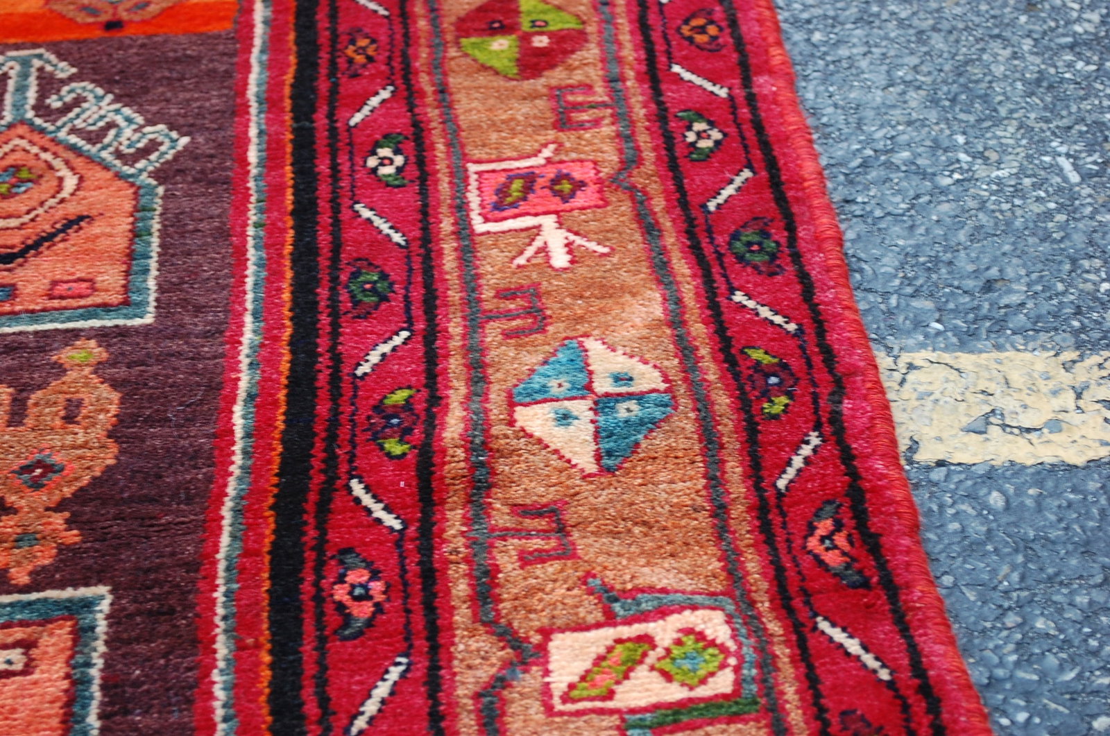 PRSIAN MALAYEER RUG 5' x 10'8" - 9