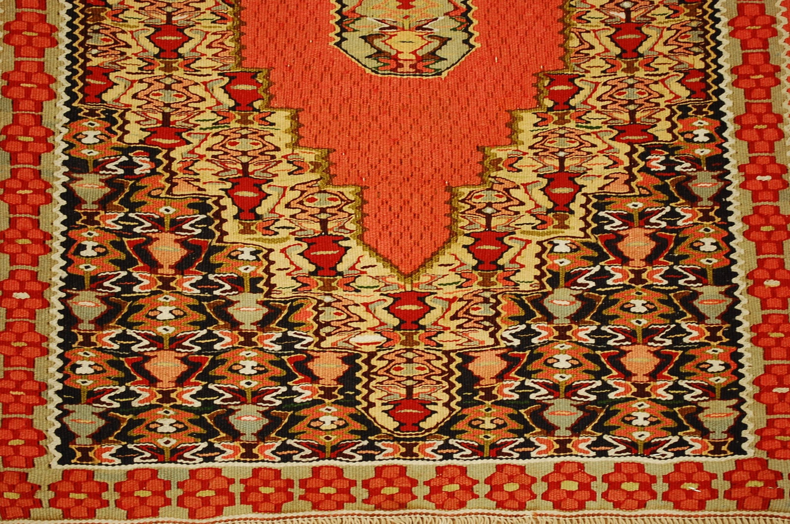 Persain SENNAH KILIM 2'5" x 3'5" - 4