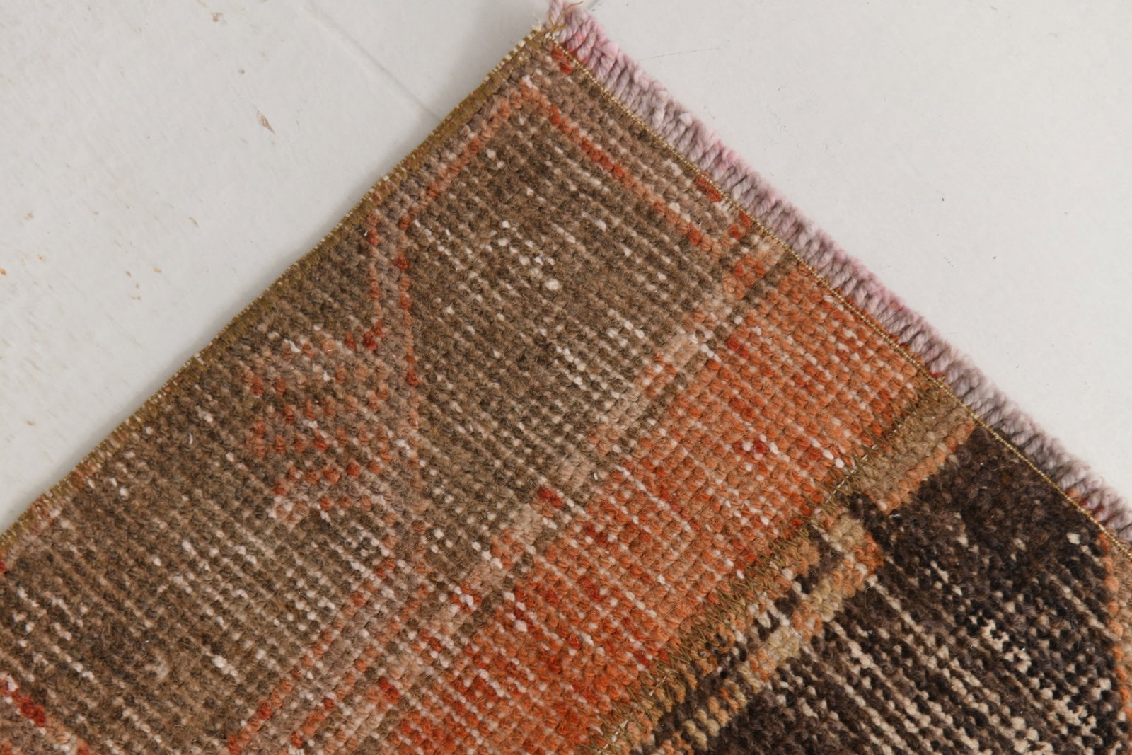 1'8'' x 3'2'' Turkish Handmade Kilim Rug - 24129 - 10