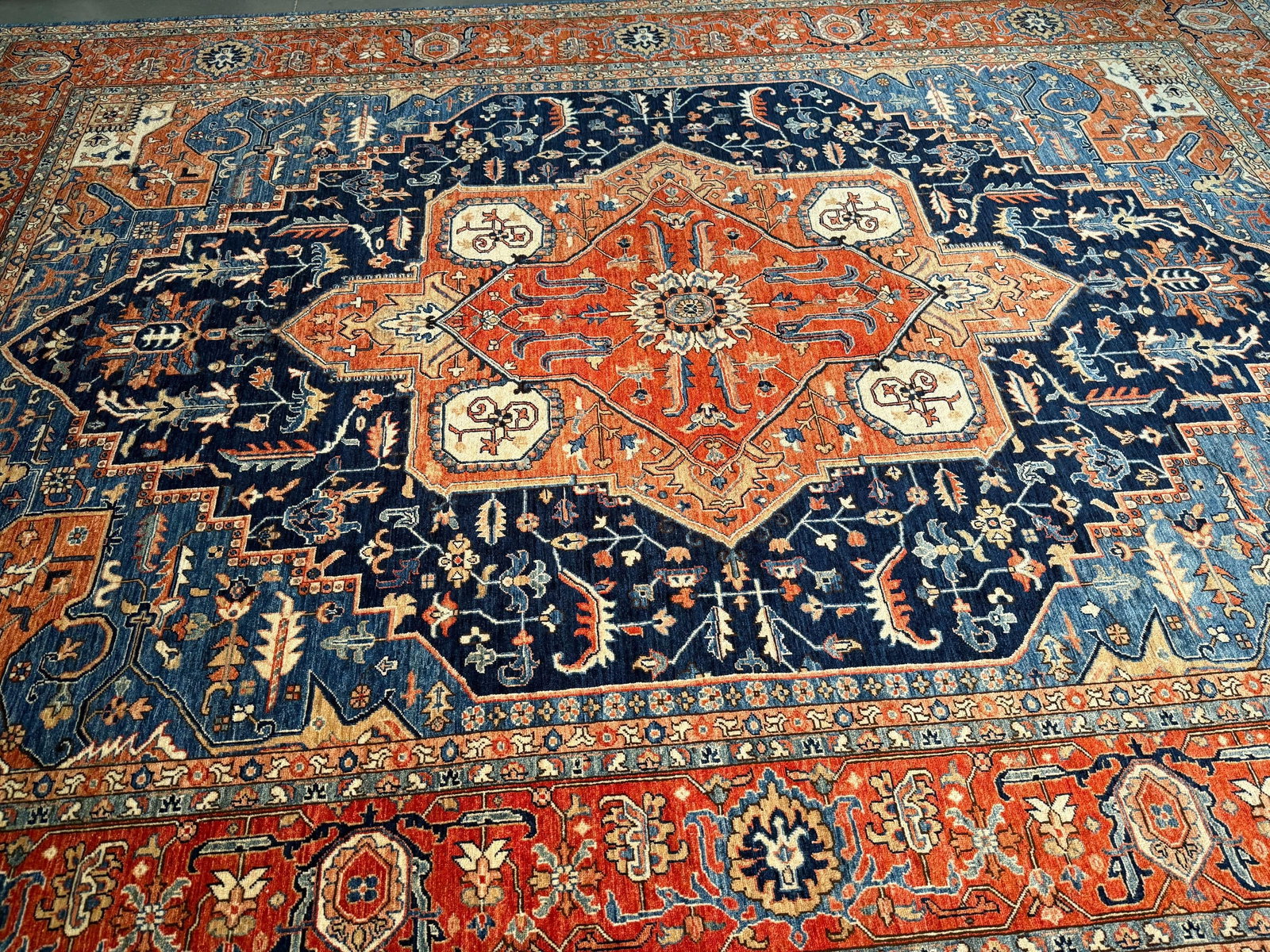 Stunning Fine Serapi Rug 10x13.9 - 5