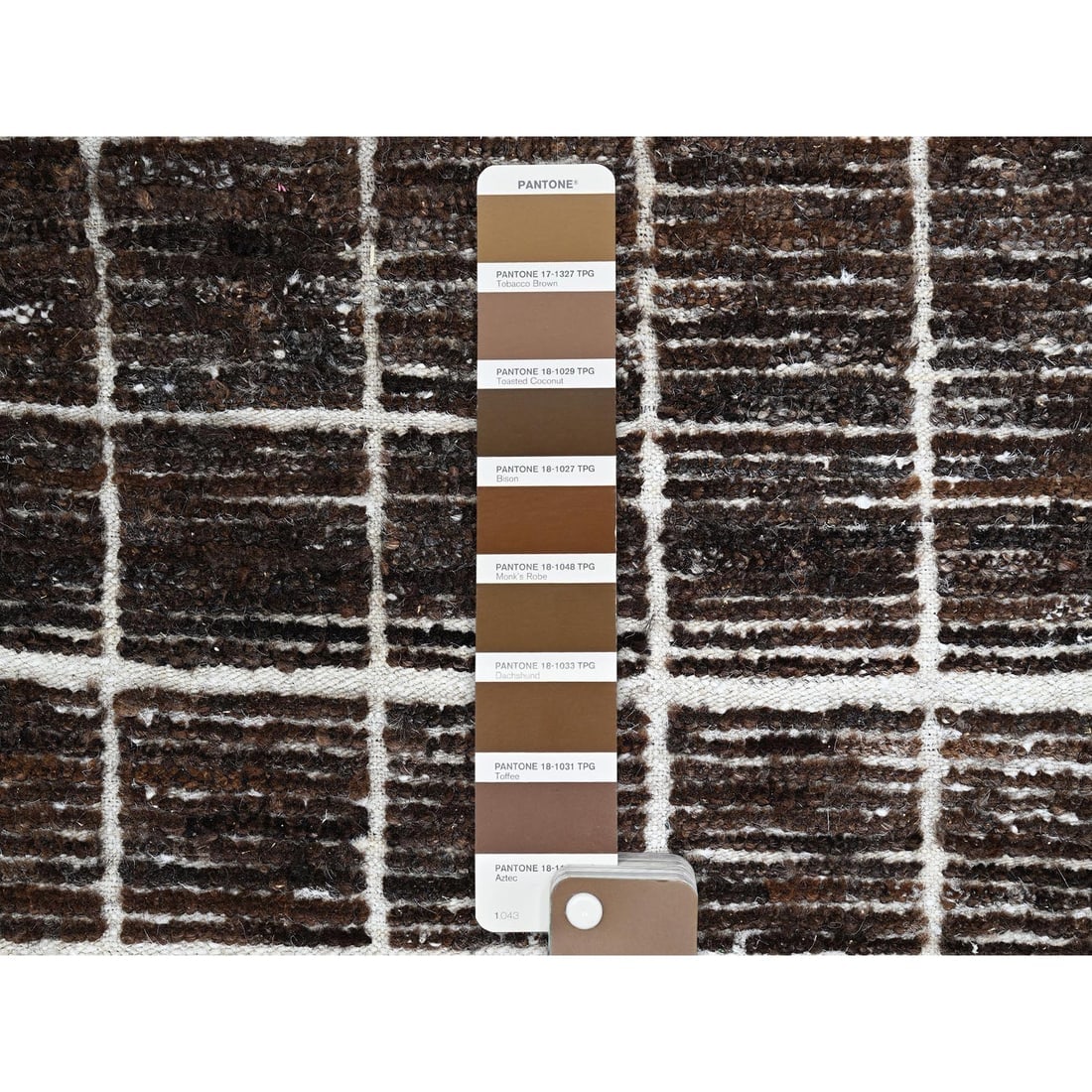 Chocolate Brown Moroccan Weave with Grid Design Hand Knotted Wool Rug - 4
